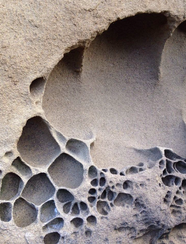 Are Natural Toothpastes Better? Weighing the Evidence